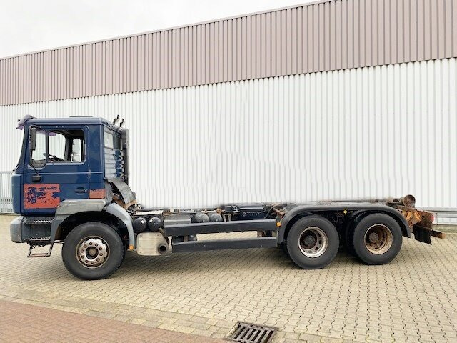 MAN T40 26.364/414 6x4, 6-Zylinder T40 26.364/414 6x4, 6-Zylinder - Podvozek s kabinou: obrázok 5 MAN T40 26.364/414 6x4, 6-Zylinder T40 26.364/414 6x4, 6-Zylinder - Podvozek s kabinou: obrázok 5