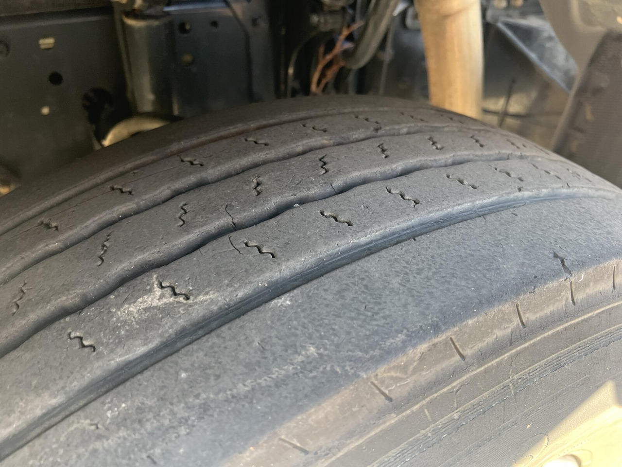 MAN TGM 18.320 4x2 BL TGM 18.320 4x2 BL, Hiab Tele-Absetzanlage, Funk - Ramenový nosič kontajnerov: obrázok 2 MAN TGM 18.320 4x2 BL TGM 18.320 4x2 BL, Hiab Tele-Absetzanlage, Funk - Ramenový nosič kontajnerov: obrázok 2