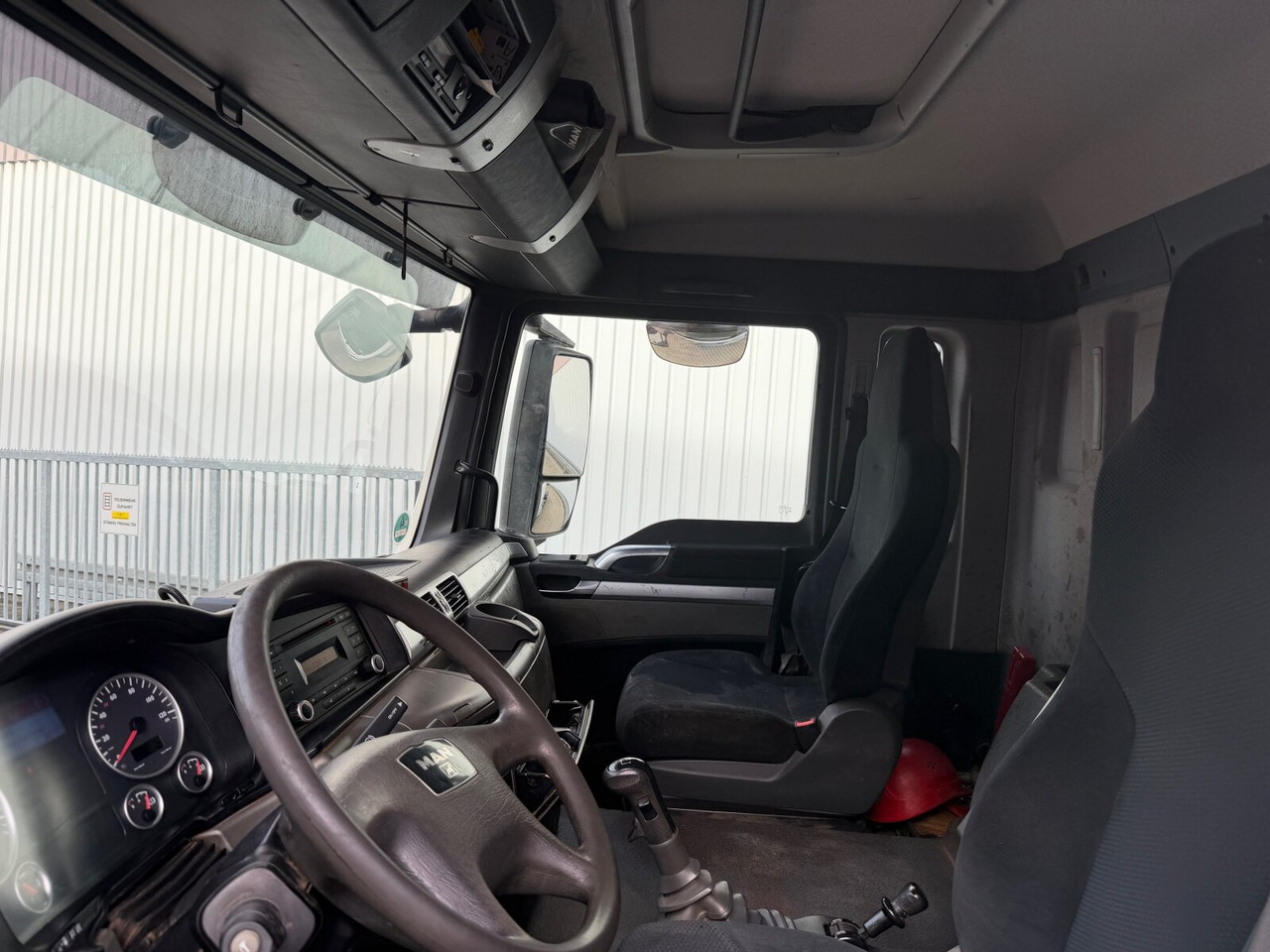 MAN TGS 18.360 4X2 BL TGS 18.360 4X2 BL, Hyva 10.45 S, Teleskopabrollanlage - Hákový nosič kontajnerov: obrázok 2 MAN TGS 18.360 4X2 BL TGS 18.360 4X2 BL, Hyva 10.45 S, Teleskopabrollanlage - Hákový nosič kontajnerov: obrázok 2