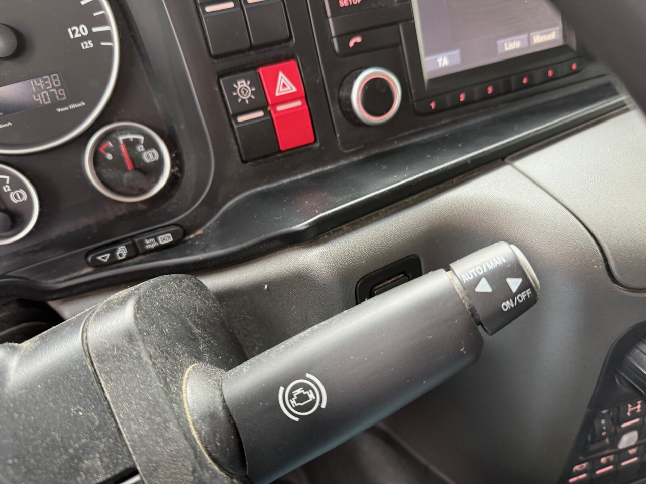 Valníkový/ Plošinový nákladný automobil, Auto s hydraulickou rukou MAN TGS 26.400 6x2-4 LL TGS 26.400 6x2-4 LL, Lenk-/Liftachse: obrázok 7 Valníkový/ Plošinový nákladný automobil, Auto s hydraulickou rukou MAN TGS 26.400 6x2-4 LL TGS 26.400 6x2-4 LL, Lenk-/Liftachse: obrázok 7