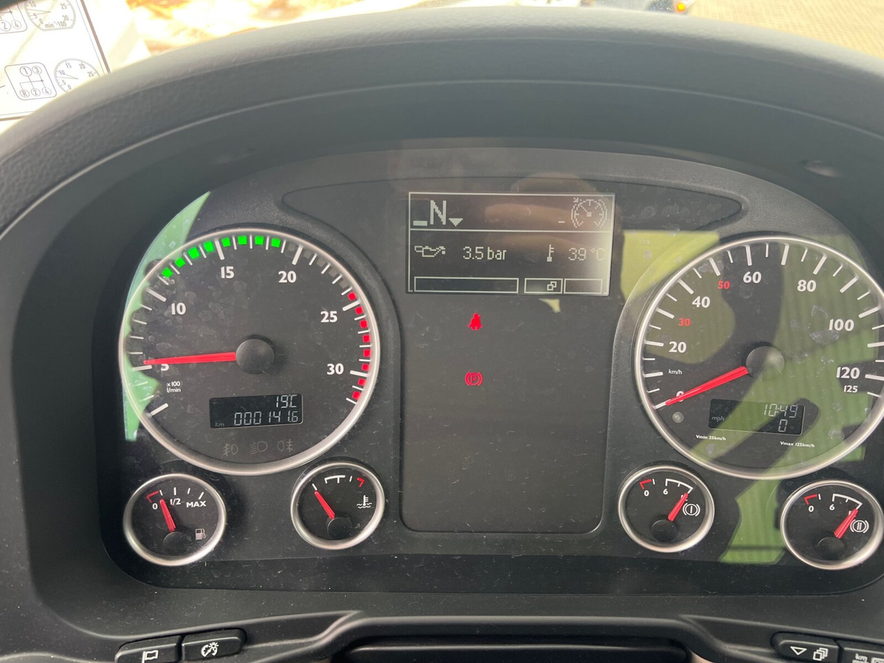 MAN TGS 33.360/440 6x4 BB TGS 33.360/440 6x4 BB, Häckslerkabine, NMV Nebenantrieb - Podvozek s kabinou: obrázok 4 MAN TGS 33.360/440 6x4 BB TGS 33.360/440 6x4 BB, Häckslerkabine, NMV Nebenantrieb - Podvozek s kabinou: obrázok 4