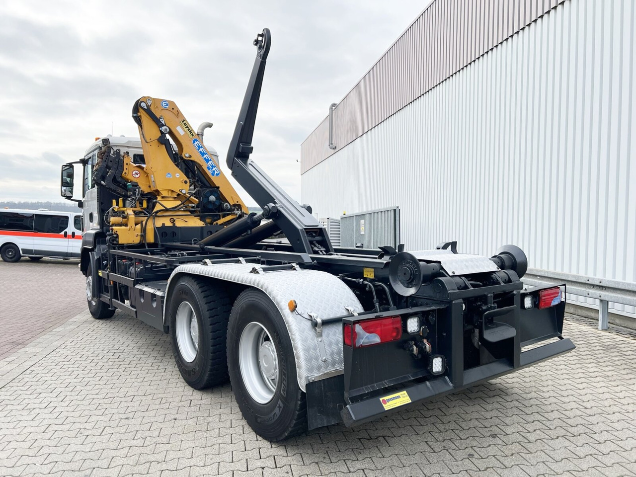 Hákový nosič kontajnerov, Auto s hydraulickou rukou MAN TGS 33.440 6X4 BL TGS 33.440 6X4 BL mit Kran Effer 165-3S, Funk: obrázok 12 Hákový nosič kontajnerov, Auto s hydraulickou rukou MAN TGS 33.440 6X4 BL TGS 33.440 6X4 BL mit Kran Effer 165-3S, Funk: obrázok 12