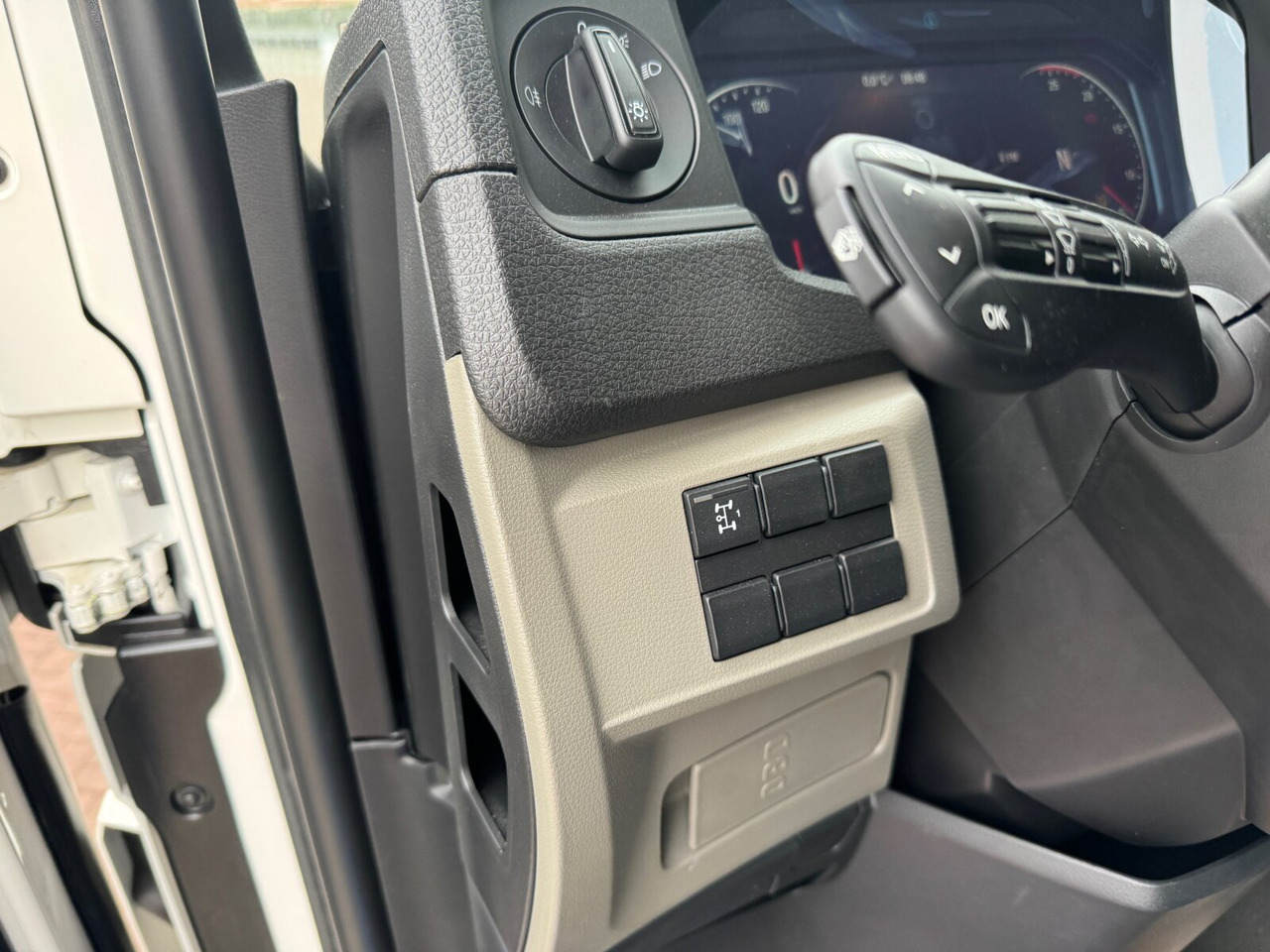 MAN TGS 33.440 6x4 BB TGS 33.440 6x4 BB, Bordmatik, mehrfach vorhanden! - Sklápač: obrázok 3 MAN TGS 33.440 6x4 BB TGS 33.440 6x4 BB, Bordmatik, mehrfach vorhanden! - Sklápač: obrázok 3