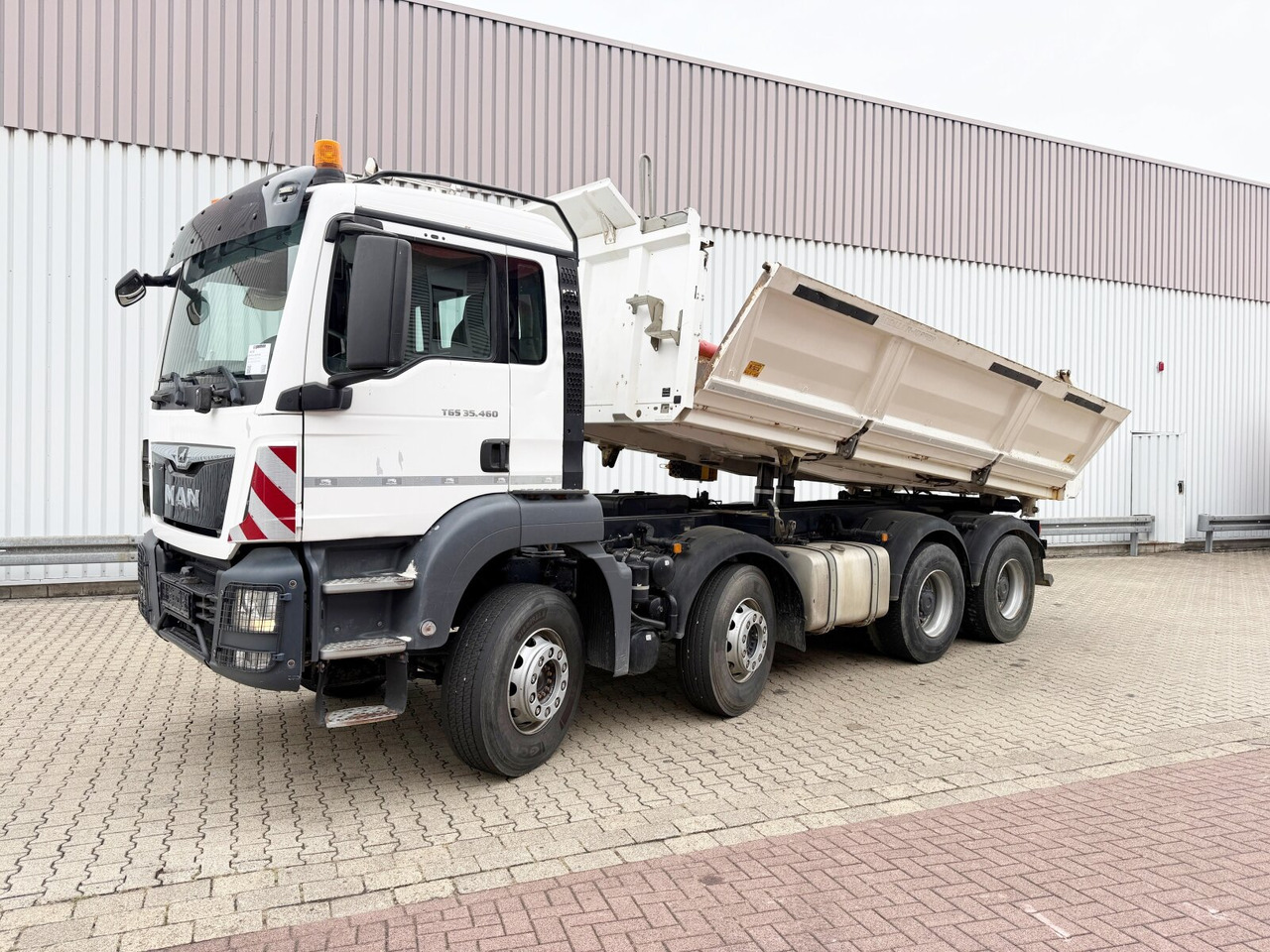 MAN TGS 35.460 8X4 BB TGS 35.460 8X4 BB, Meiller Bordmatik, Rollplane, 13m³ - Sklápač: obrázok 1 MAN TGS 35.460 8X4 BB TGS 35.460 8X4 BB, Meiller Bordmatik, Rollplane, 13m³ - Sklápač: obrázok 1