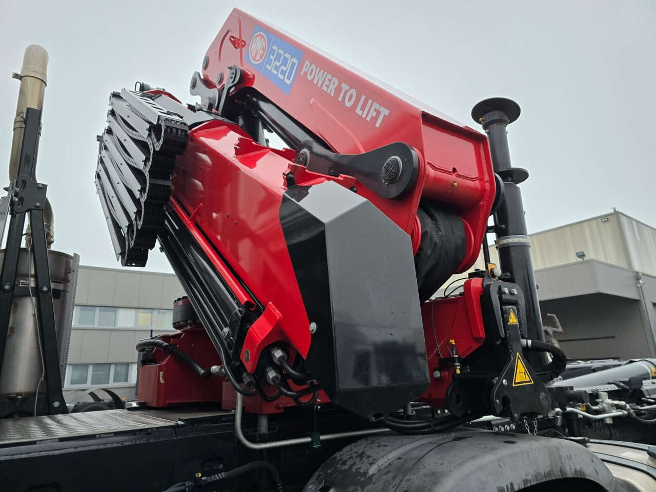 MAN TGS 35.480 8X4 BL TGS 35.480 8X4 BL, Intarder, Kran HMF 3220-K6, 4-fach Abstützung, Funk - Hákový nosič kontajnerov, Auto s hydraulickou rukou: obrázok 5 MAN TGS 35.480 8X4 BL TGS 35.480 8X4 BL, Intarder, Kran HMF 3220-K6, 4-fach Abstützung, Funk - Hákový nosič kontajnerov, Auto s hydraulickou rukou: obrázok 5