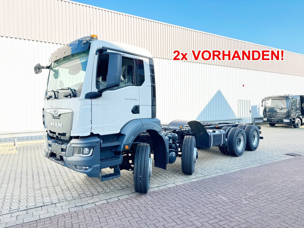 MAN TGS 35.480 8x6H BL CH TGS 35.480 8x6H BL CH, HydroDrive, Navi, Nebenantrieb - Podvozek s kabinou: obrázok 1 MAN TGS 35.480 8x6H BL CH TGS 35.480 8x6H BL CH, HydroDrive, Navi, Nebenantrieb - Podvozek s kabinou: obrázok 1