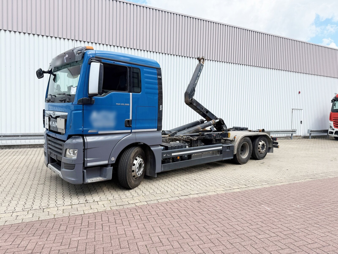 MAN TGX 26.580 6x2-4 BL TGX 26.580 6x2-4 BL, Intarder, Lenk-/Liftachse, Funk - Hákový nosič kontajnerov: obrázok 1 MAN TGX 26.580 6x2-4 BL TGX 26.580 6x2-4 BL, Intarder, Lenk-/Liftachse, Funk - Hákový nosič kontajnerov: obrázok 1