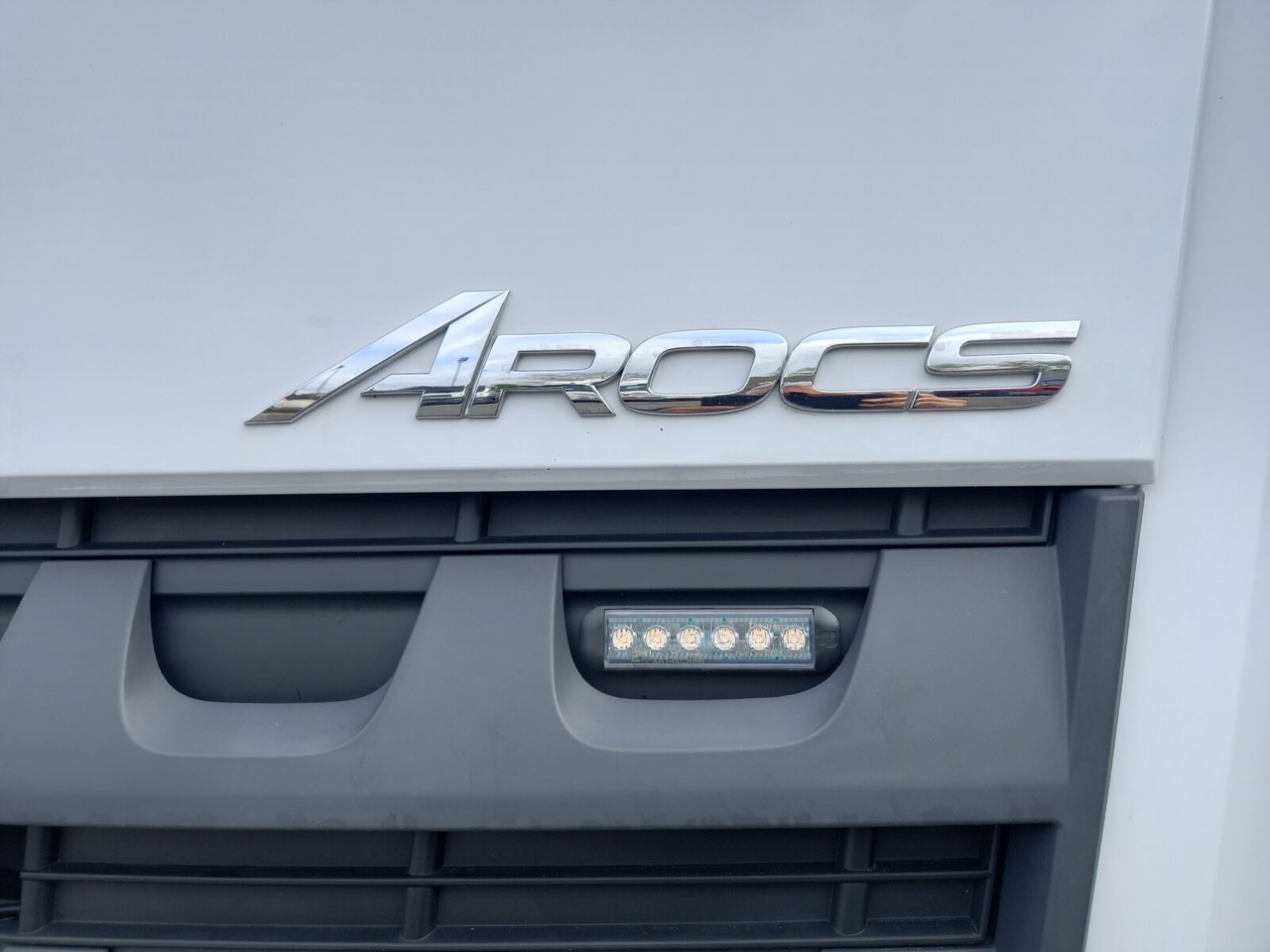 Mercedes-Benz - AROCS 4142 K 8x4 - Ramenový nosič kontajnerov, Auto s hydraulickou rukou: obrázok 5 Mercedes-Benz - AROCS 4142 K 8x4 - Ramenový nosič kontajnerov, Auto s hydraulickou rukou: obrázok 5