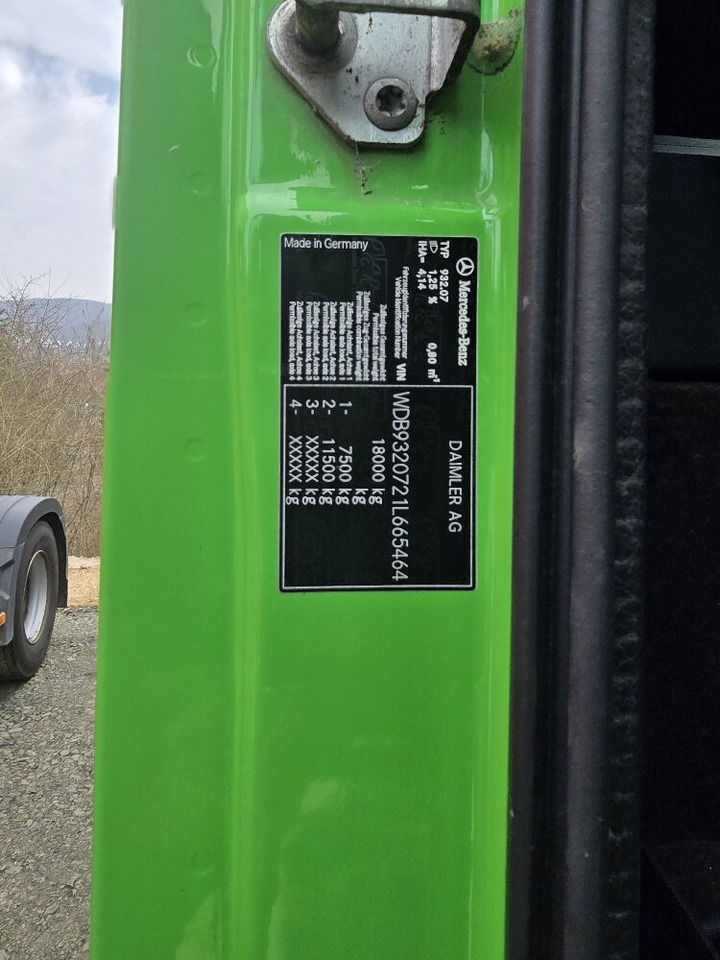 Mercedes-Benz Actros 2032 LA 4x4 Actros 2032 LA 4x4/ Rdstand 3.600 mm - Podvozek s kabinou: obrázok 2 Mercedes-Benz Actros 2032 LA 4x4 Actros 2032 LA 4x4/ Rdstand 3.600 mm - Podvozek s kabinou: obrázok 2