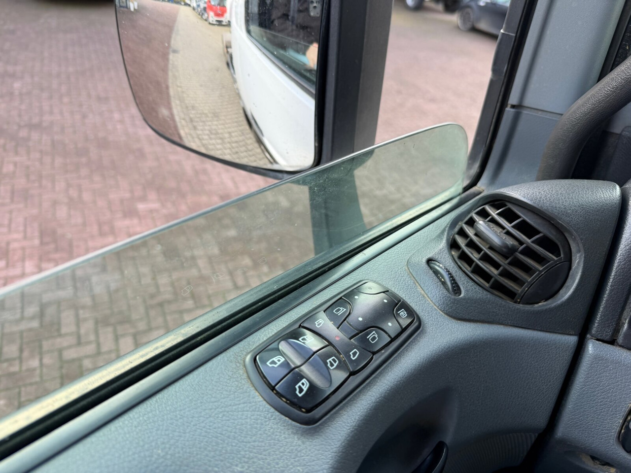 Mercedes-Benz Actros 2644 L 6x4 Actros 2644 L 6x4 - Podvozek s kabinou: obrázok 2 Mercedes-Benz Actros 2644 L 6x4 Actros 2644 L 6x4 - Podvozek s kabinou: obrázok 2