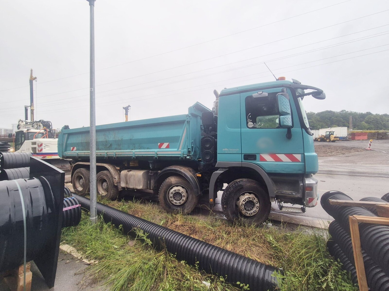 Mercedes-Benz Actros 3241 K 8x4/4 Actros 3241 K 8x4/4, Bordmatik - Sklápač: obrázok 3 Mercedes-Benz Actros 3241 K 8x4/4 Actros 3241 K 8x4/4, Bordmatik - Sklápač: obrázok 3