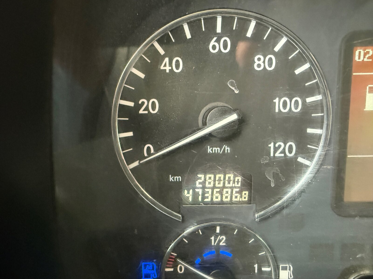 Mercedes-Benz Actros 3241 K 8x4/4 Actros 3241 K 8x4/4, Bordmatik - Sklápač: obrázok 4 Mercedes-Benz Actros 3241 K 8x4/4 Actros 3241 K 8x4/4, Bordmatik - Sklápač: obrázok 4