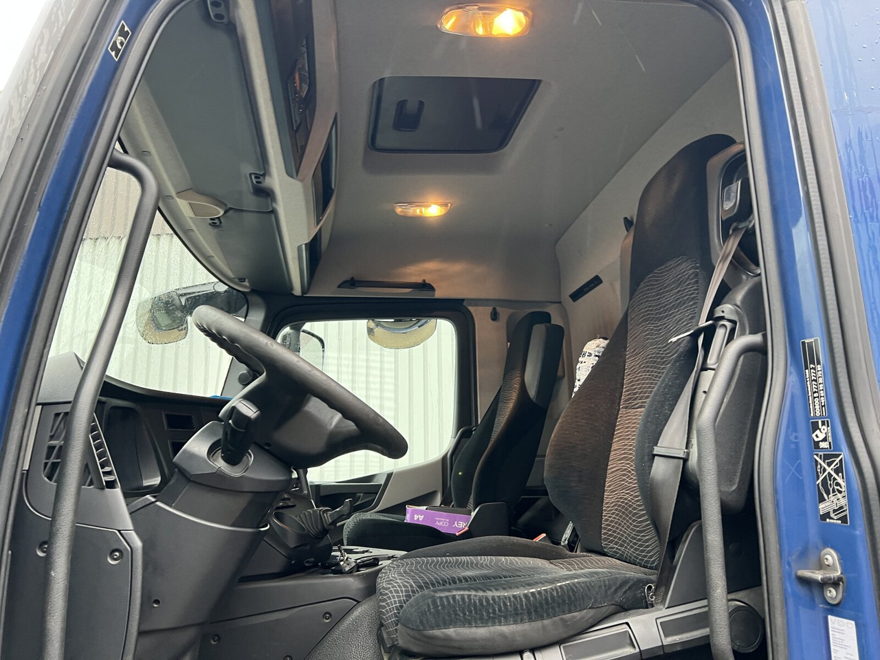 Mercedes-Benz Antos 2540 L 6x2 Antos 2540 L 6x2, Lenkachse, HMF 2110-L3 Heckkran - Auto s hydraulickou rukou, Valníkový/ Plošinový nákladný automobil: obrázok 5 Mercedes-Benz Antos 2540 L 6x2 Antos 2540 L 6x2, Lenkachse, HMF 2110-L3 Heckkran - Auto s hydraulickou rukou, Valníkový/ Plošinový nákladný automobil: obrázok 5