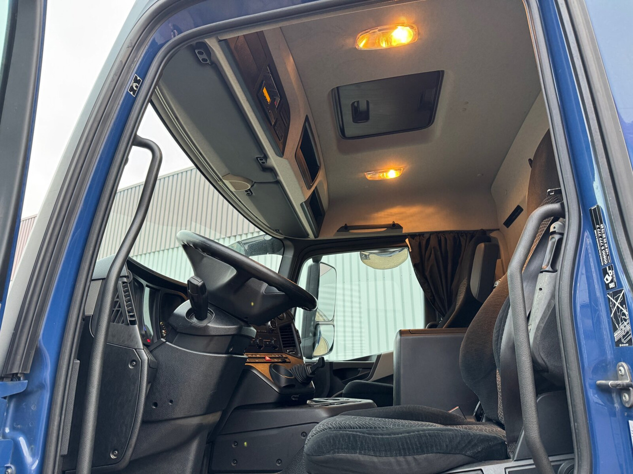 Mercedes-Benz Antos 2540 L 6x2 Antos 2540 L 6x2, Lenkachse, HMF 2110-L3 Heckkran - Auto s hydraulickou rukou, Valníkový/ Plošinový nákladný automobil: obrázok 3 Mercedes-Benz Antos 2540 L 6x2 Antos 2540 L 6x2, Lenkachse, HMF 2110-L3 Heckkran - Auto s hydraulickou rukou, Valníkový/ Plošinový nákladný automobil: obrázok 3