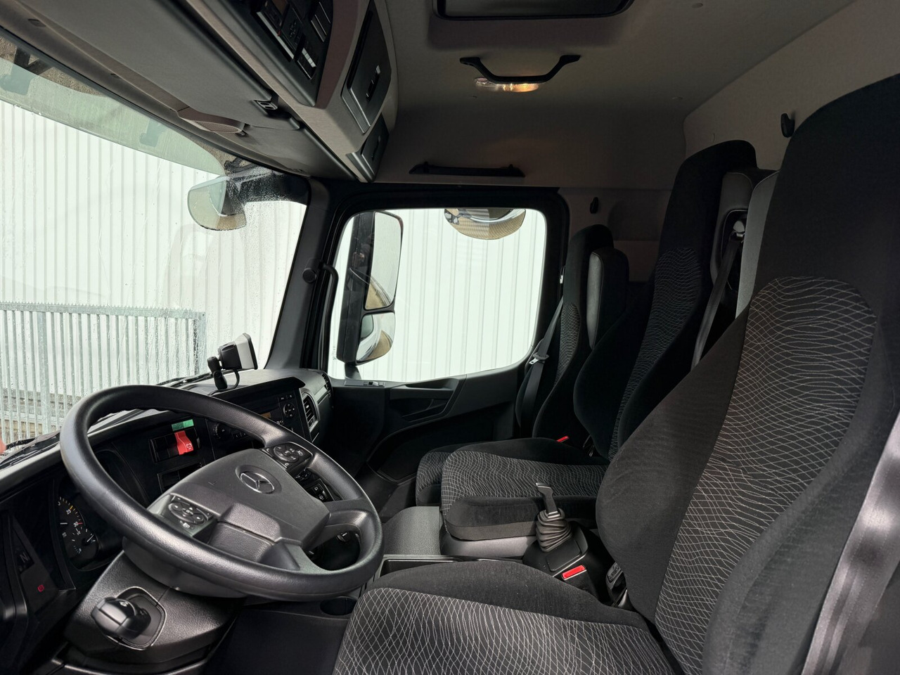 Mercedes-Benz Arocs 1827 A 4x4 Arocs 1827 A 4x4, Ex-! - Valníkový/ Plošinový nákladný automobil: obrázok 2 Mercedes-Benz Arocs 1827 A 4x4 Arocs 1827 A 4x4, Ex-! - Valníkový/ Plošinový nákladný automobil: obrázok 2