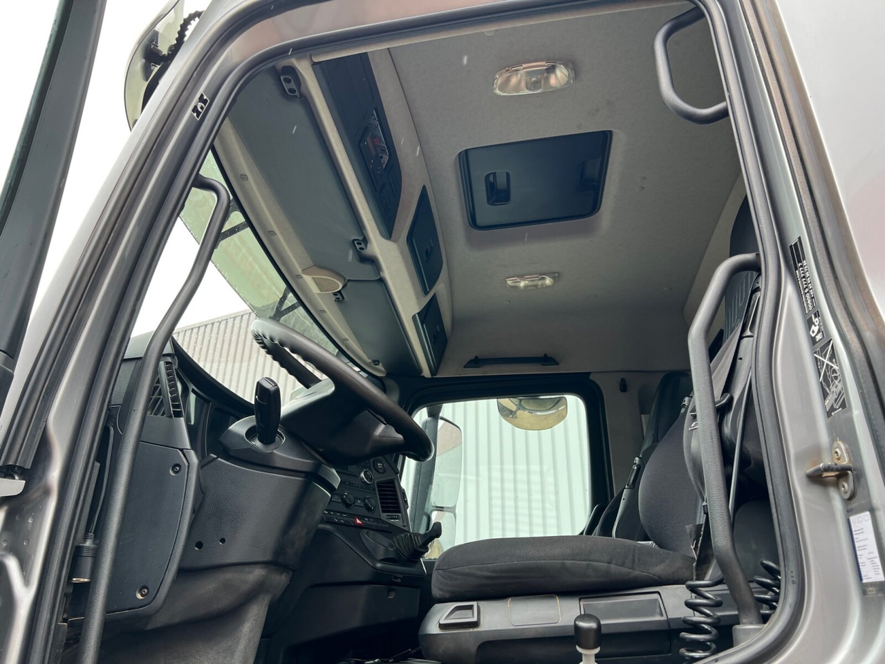 Mercedes-Benz Arocs 1840 K 4x2 Arocs 1840 K 4x2 - Sklápač: obrázok 3 Mercedes-Benz Arocs 1840 K 4x2 Arocs 1840 K 4x2 - Sklápač: obrázok 3