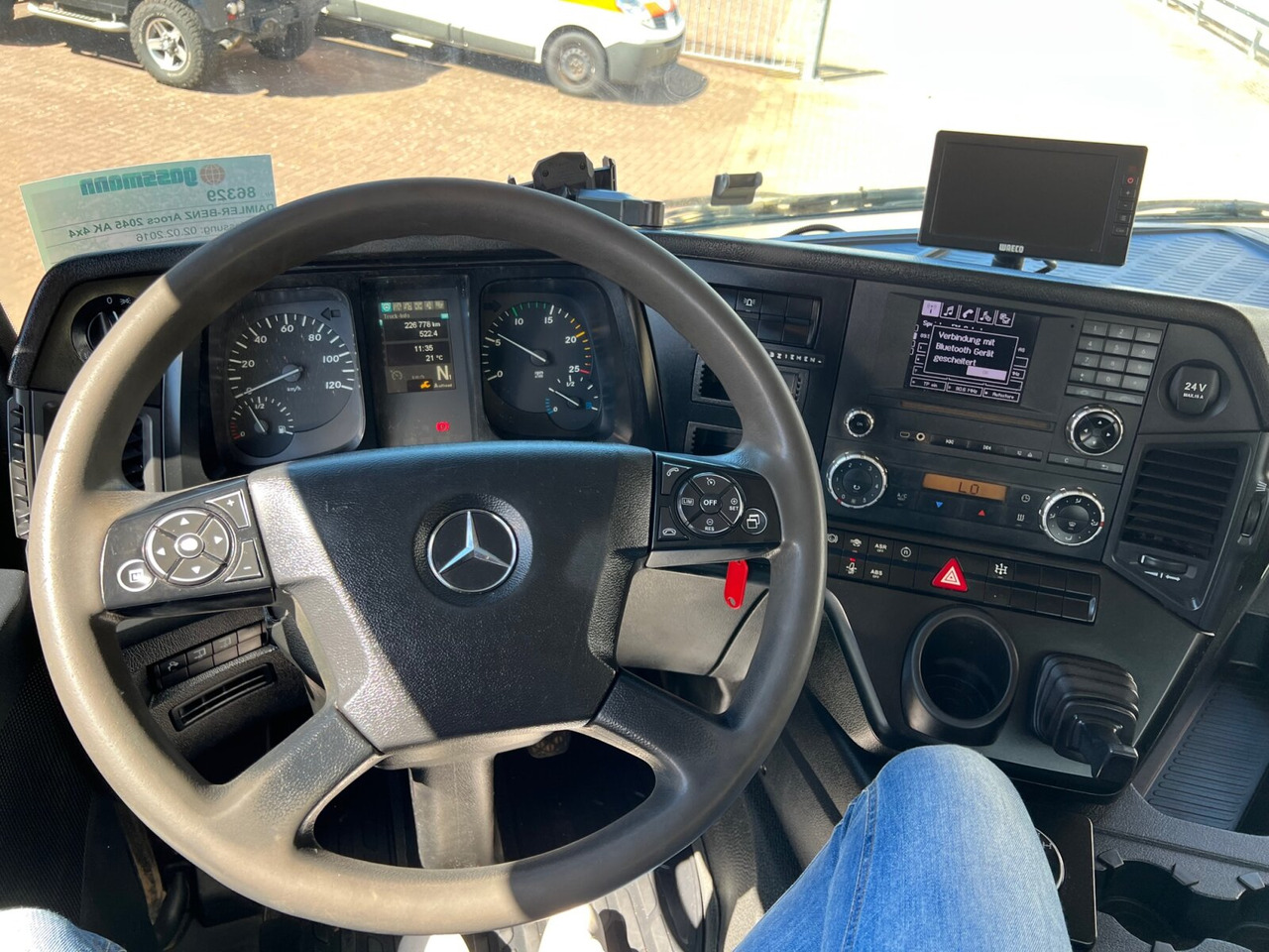 Mercedes-Benz Arocs 2045 AK 4x4 Arocs 2045 AK 4x4, GROUNDER, Funk - Ramenový nosič kontajnerov: obrázok 2 Mercedes-Benz Arocs 2045 AK 4x4 Arocs 2045 AK 4x4, GROUNDER, Funk - Ramenový nosič kontajnerov: obrázok 2