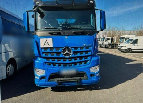 Mercedes-Benz Arocs 2553 L 6x2 Arocs 2553 L 6x2, Lenk-/Liftachse, Navi - Hákový nosič kontajnerov: obrázok 2 Mercedes-Benz Arocs 2553 L 6x2 Arocs 2553 L 6x2, Lenk-/Liftachse, Navi - Hákový nosič kontajnerov: obrázok 2