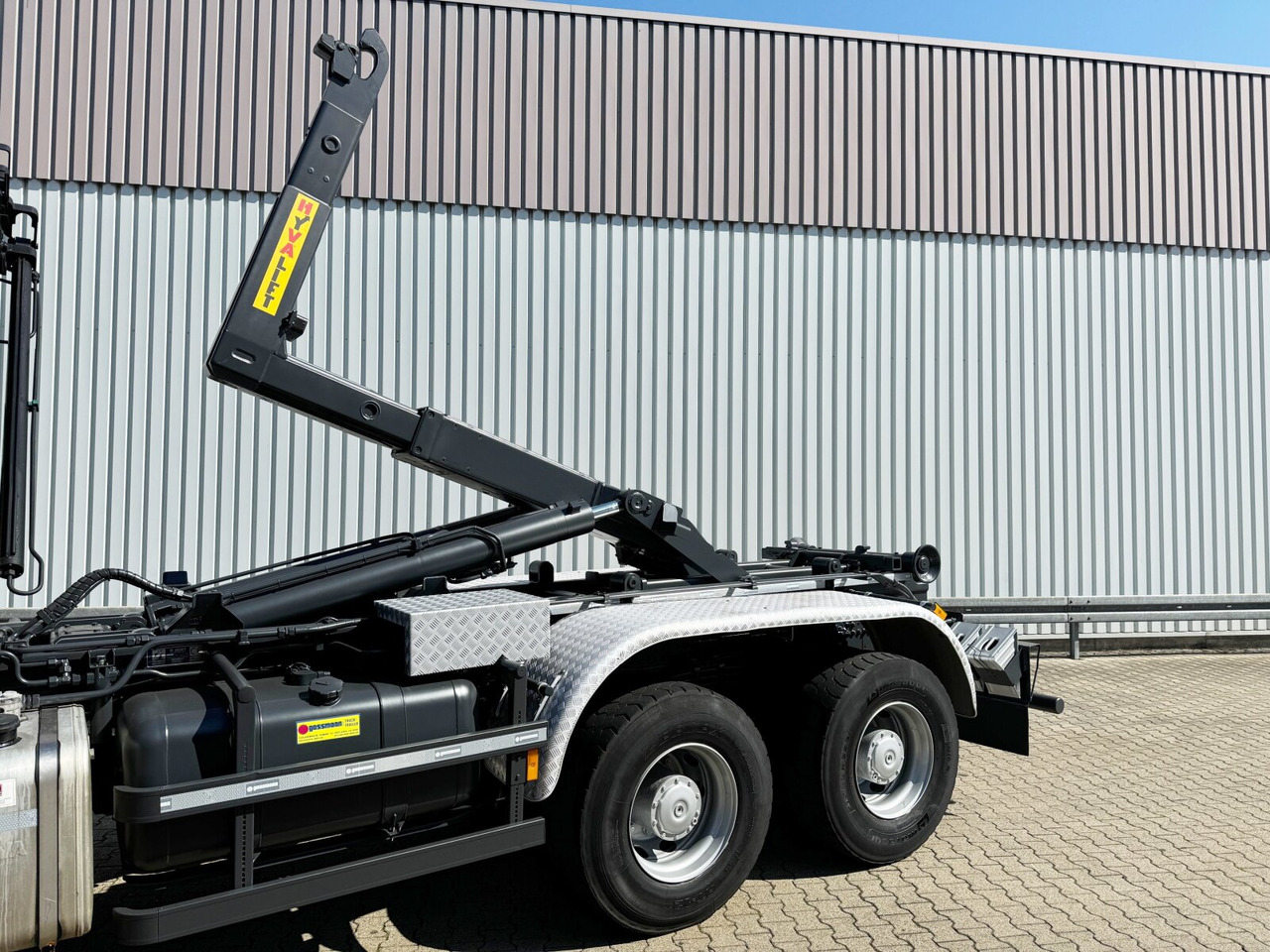 Mercedes-Benz Arocs 3351 AK 6x6 Arocs 3351 AK 6x6, Retarder, Navi, Grounder, Kran Atlas AK 190.2E, Funk - Hákový nosič kontajnerov, Auto s hydraulickou rukou: obrázok 3 Mercedes-Benz Arocs 3351 AK 6x6 Arocs 3351 AK 6x6, Retarder, Navi, Grounder, Kran Atlas AK 190.2E, Funk - Hákový nosič kontajnerov, Auto s hydraulickou rukou: obrázok 3