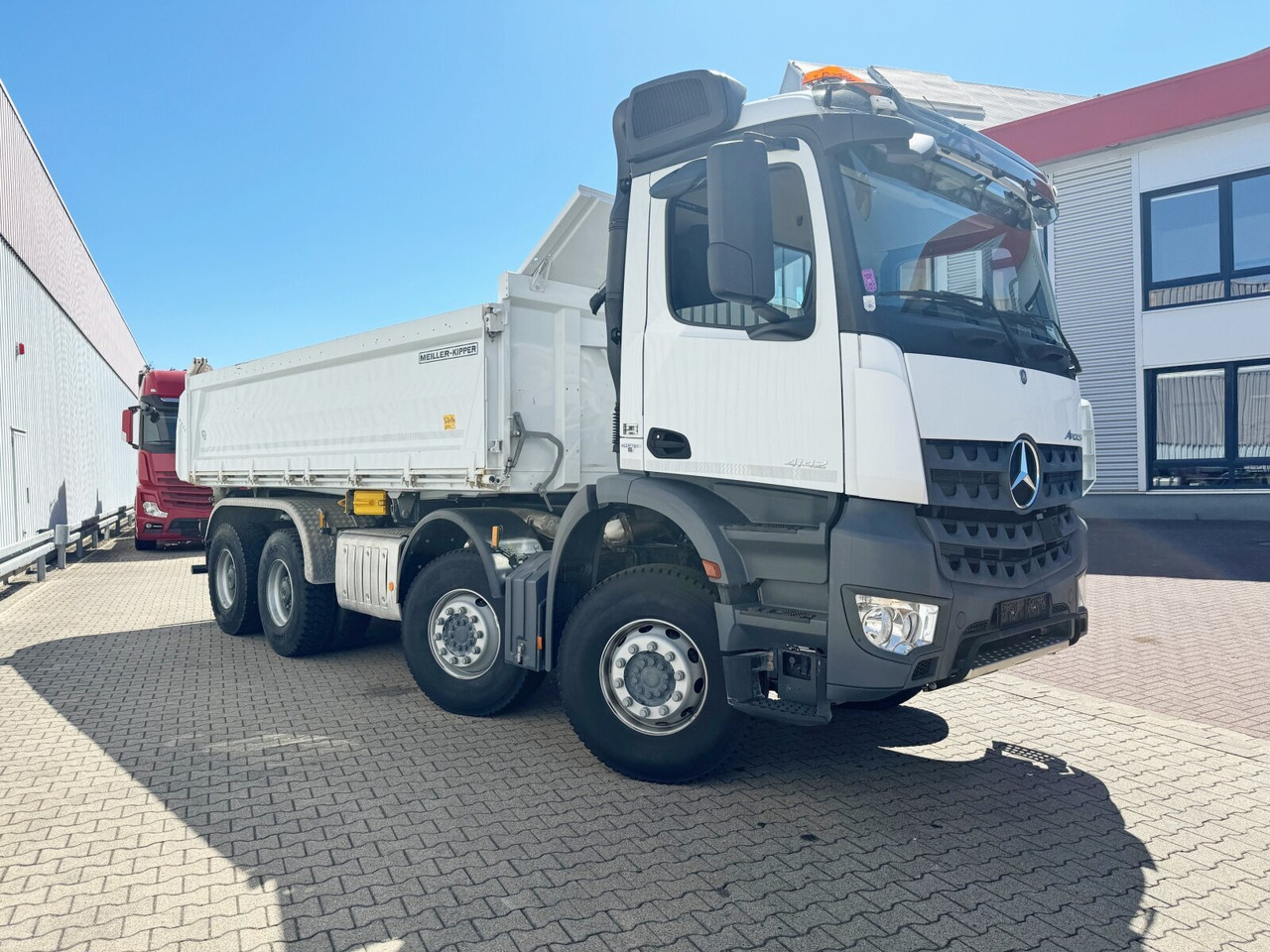 Mercedes-Benz Arocs 4142 K 8x4/4 Arocs 4142 K 8x4/4, Meiller Bordmatik links - Sklápač: obrázok 3 Mercedes-Benz Arocs 4142 K 8x4/4 Arocs 4142 K 8x4/4, Meiller Bordmatik links - Sklápač: obrázok 3