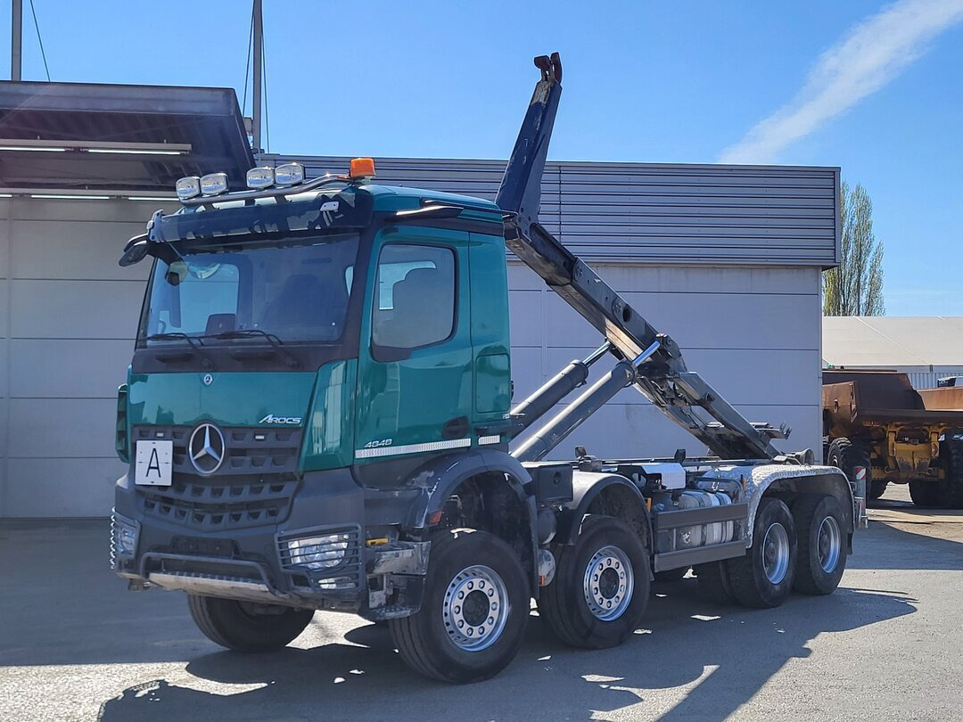 Mercedes-Benz Arocs 4848 K 8x4/4 Arocs 4848 K 8x4/4, Grounder, MirrorCam, Motorabtrieb, Meiller Abroller mit Funk - Hákový nosič kontajnerov: obrázok 1 Mercedes-Benz Arocs 4848 K 8x4/4 Arocs 4848 K 8x4/4, Grounder, MirrorCam, Motorabtrieb, Meiller Abroller mit Funk - Hákový nosič kontajnerov: obrázok 1