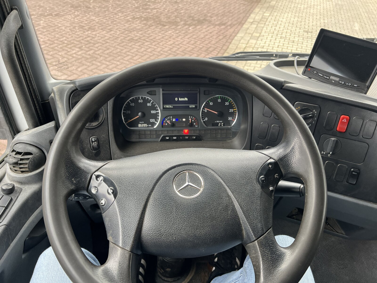 Mercedes-Benz Atego 1222 K 4x2 Atego 1222 K 4x2, 2x AHK - Sklápač: obrázok 3 Mercedes-Benz Atego 1222 K 4x2 Atego 1222 K 4x2, 2x AHK - Sklápač: obrázok 3
