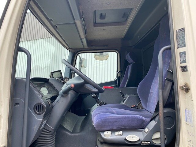 Mercedes-Benz Atego 1323 L 4x2 Atego 1323 L 4x2 Kühlkoffer, Carrier, Trennwand, LBW - Chladirenské nákladné vozidlo: obrázok 4 Mercedes-Benz Atego 1323 L 4x2 Atego 1323 L 4x2 Kühlkoffer, Carrier, Trennwand, LBW - Chladirenské nákladné vozidlo: obrázok 4