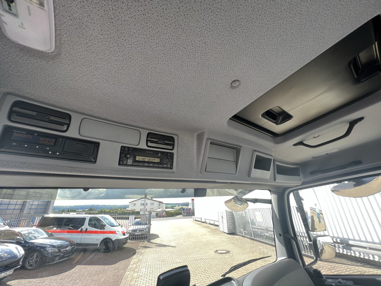 Mercedes-Benz Atego 818/23 K 4x2 Atego 818/23 K 4x2, mehrfach Vorhanden! - Podvozek s kabinou: obrázok 2 Mercedes-Benz Atego 818/23 K 4x2 Atego 818/23 K 4x2, mehrfach Vorhanden! - Podvozek s kabinou: obrázok 2