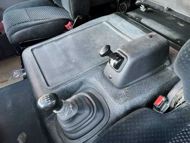 Mercedes-Benz Atego 822 4x2 Atego 822 4x2, Doka mit Kombisitzbank - Plachtové nákladné vozidlo: obrázok 4 Mercedes-Benz Atego 822 4x2 Atego 822 4x2, Doka mit Kombisitzbank - Plachtové nákladné vozidlo: obrázok 4