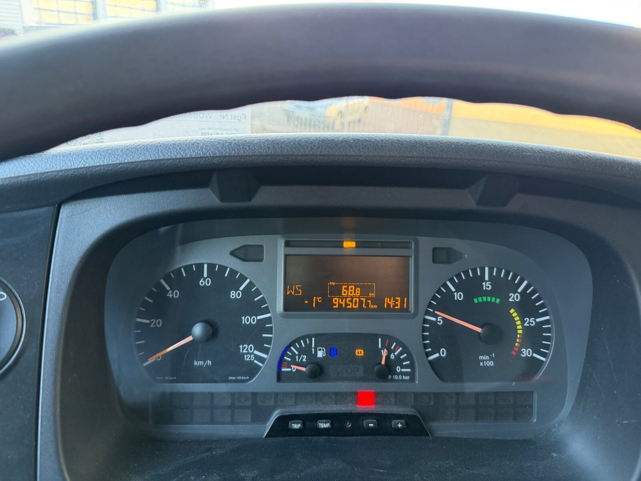 Mercedes-Benz Axor 1829 L 4x2 Axor 1829 L 4x2, 6-Sitzer - Valníkový/ Plošinový nákladný automobil: obrázok 2 Mercedes-Benz Axor 1829 L 4x2 Axor 1829 L 4x2, 6-Sitzer - Valníkový/ Plošinový nákladný automobil: obrázok 2