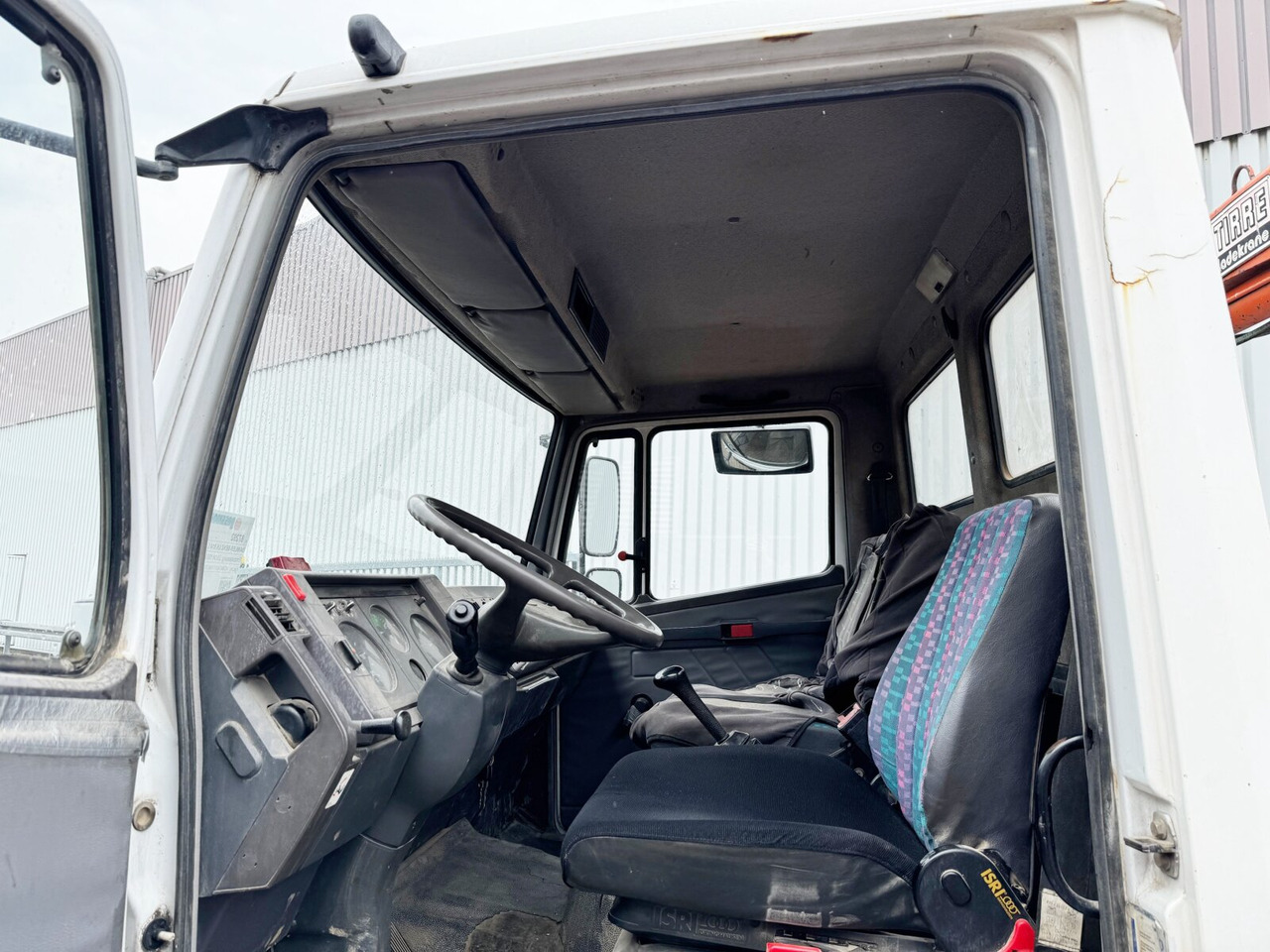Mercedes-Benz LK 814 4x2 LK 814 4x2, 6-Zylinder, Kran Tirre Euro 35 - Auto s hydraulickou rukou, Valníkový/ Plošinový nákladný automobil: obrázok 3 Mercedes-Benz LK 814 4x2 LK 814 4x2, 6-Zylinder, Kran Tirre Euro 35 - Auto s hydraulickou rukou, Valníkový/ Plošinový nákladný automobil: obrázok 3