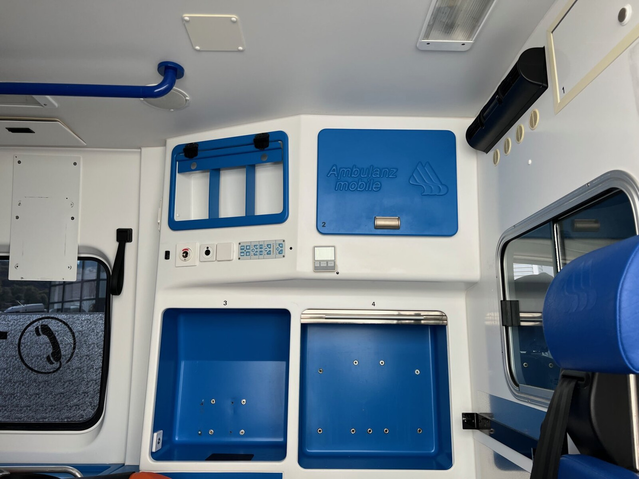 Sanitka Mercedes-Benz Sprinter 313 CDI 4x2 Sprinter 313 CDI 4x2, EEV, Krankenwagen: obrázok 12 Sanitka Mercedes-Benz Sprinter 313 CDI 4x2 Sprinter 313 CDI 4x2, EEV, Krankenwagen: obrázok 12