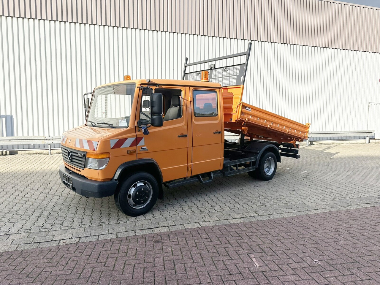 Mercedes-Benz Vario 813 D 4x2 Doka Vario 813 D 4x2 Doka, Meiller Kipper - Sklápač: obrázok 1 Mercedes-Benz Vario 813 D 4x2 Doka Vario 813 D 4x2 Doka, Meiller Kipper - Sklápač: obrázok 1