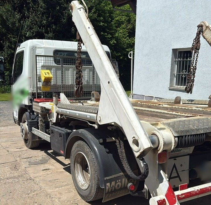 Mitsubishi Canter Fuso 7C15 4x2 Canter Fuso 7C15 4x2, Tele-Absetzer, Vereiterbar bis 10m³ - Ramenový nosič kontajnerov: obrázok 3 Mitsubishi Canter Fuso 7C15 4x2 Canter Fuso 7C15 4x2, Tele-Absetzer, Vereiterbar bis 10m³ - Ramenový nosič kontajnerov: obrázok 3