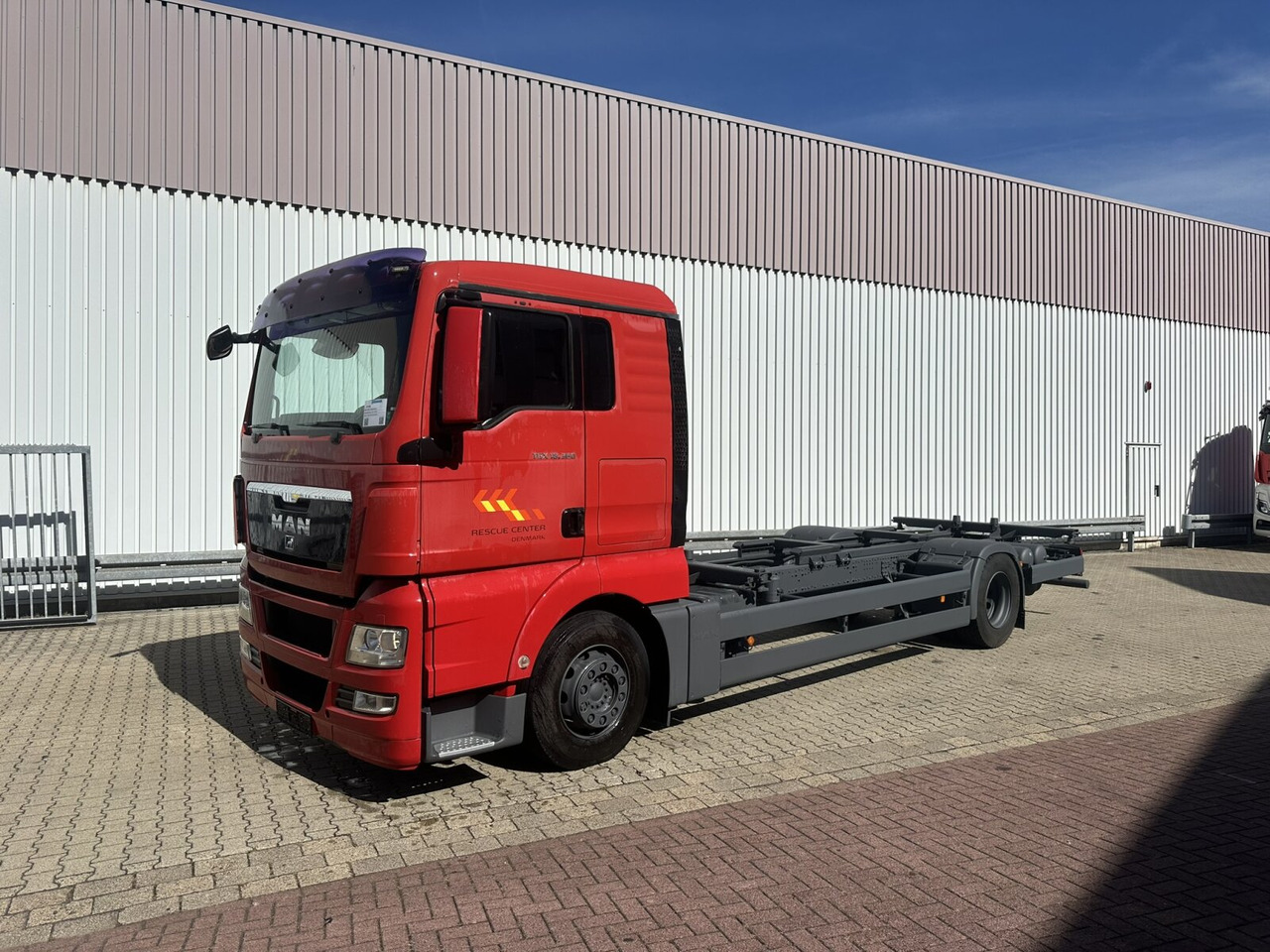 MAN TGX 18.360 4X2 LL TGX 18.360 4X2 LL, Fahrschule - Nákladné auto: obrázok 1 MAN TGX 18.360 4X2 LL TGX 18.360 4X2 LL, Fahrschule - Nákladné auto: obrázok 1