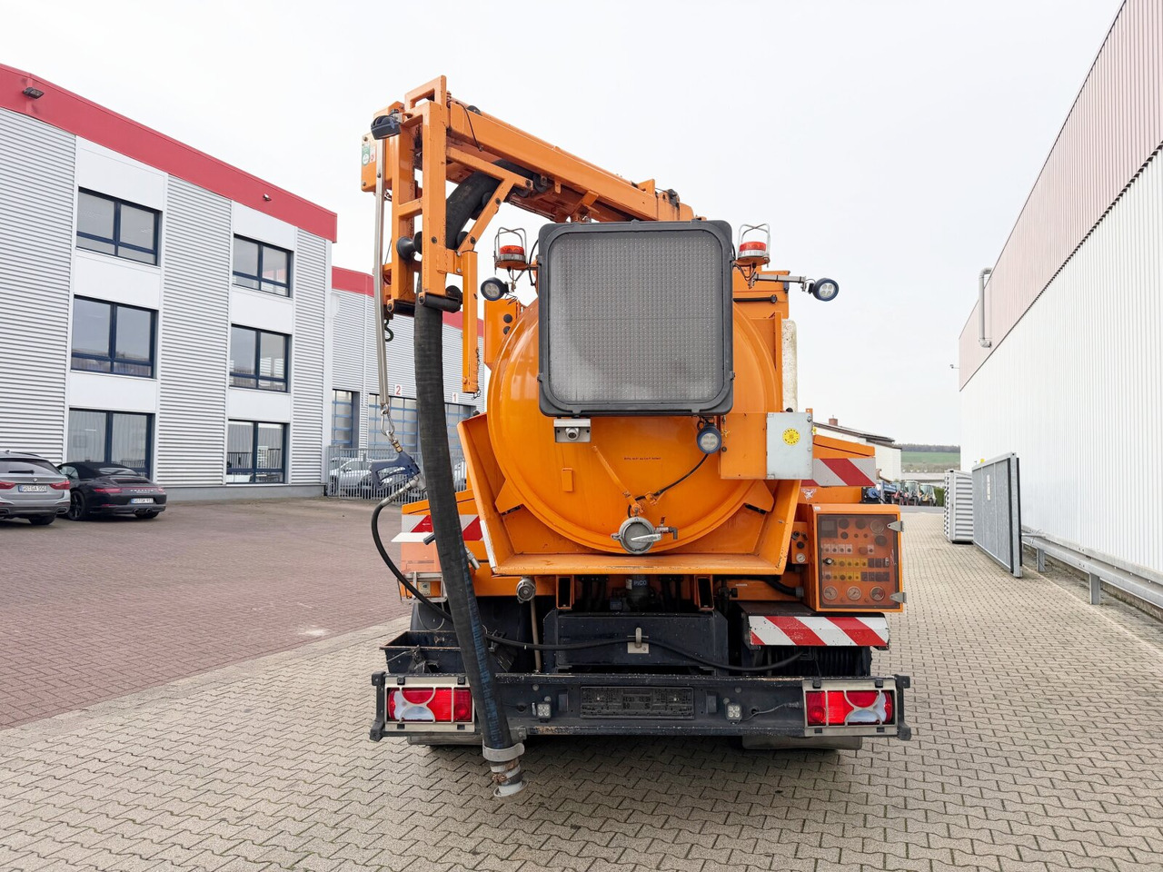 Scania G 320 4x2 G 320 4x2, Müller Vacumaster ca. 5,5m³, Funk - Nákladné auto: obrázok 2 Scania G 320 4x2 G 320 4x2, Müller Vacumaster ca. 5,5m³, Funk - Nákladné auto: obrázok 2