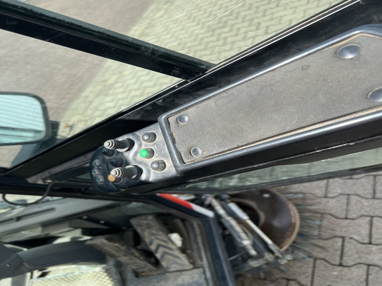 Nákladné auto Schmidt Swingo Compact 200 4x2 Swingo Compact 200 4x2, Kehrmaschine: obrázok 6 Nákladné auto Schmidt Swingo Compact 200 4x2 Swingo Compact 200 4x2, Kehrmaschine: obrázok 6