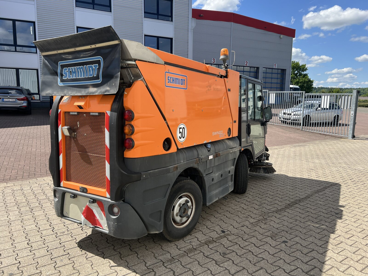 Nákladné auto Schmidt Swingo Compact 200 4x2 Swingo Compact 200 4x2, Kehrmaschine: obrázok 10 Nákladné auto Schmidt Swingo Compact 200 4x2 Swingo Compact 200 4x2, Kehrmaschine: obrázok 10