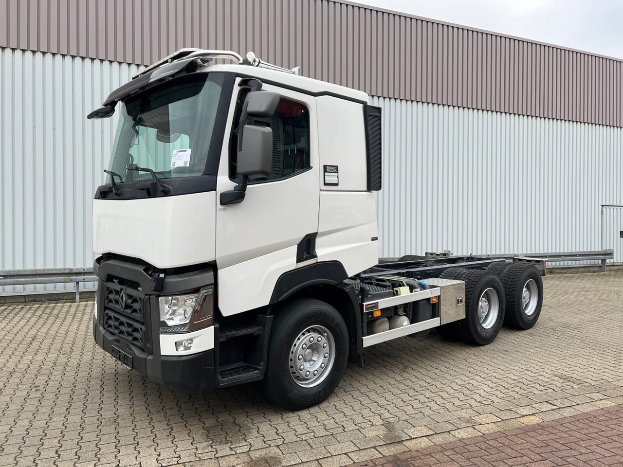 Renault C 520 6x4 C 520 6x4, Retarder, Nebenantrieb - Podvozek s kabinou: obrázok 1 Renault C 520 6x4 C 520 6x4, Retarder, Nebenantrieb - Podvozek s kabinou: obrázok 1