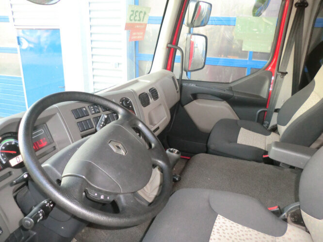 Renault Midlum 220 DXi 4x2 Midlum 220 DXi 4x2 - Hákový nosič kontajnerov: obrázok 4 Renault Midlum 220 DXi 4x2 Midlum 220 DXi 4x2 - Hákový nosič kontajnerov: obrázok 4