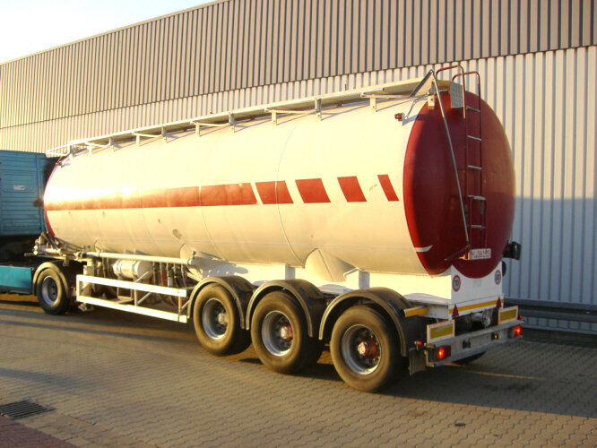 S36 R 2 P43 PIACENZA (I) C36R2P43, 43m³ - Silocisterna: obrázok 2 S36 R 2 P43 PIACENZA (I) C36R2P43, 43m³ - Silocisterna: obrázok 2