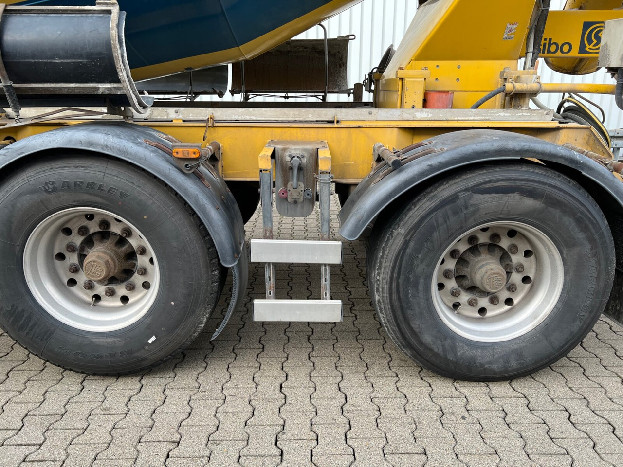 STETTER AM10FHAC Betonmischer ca. 10m³ STETTER AM10FHAC Betonmischer ca. 10m³ - Náves s domiešavačom: obrázok 3 STETTER AM10FHAC Betonmischer ca. 10m³ STETTER AM10FHAC Betonmischer ca. 10m³ - Náves s domiešavačom: obrázok 3