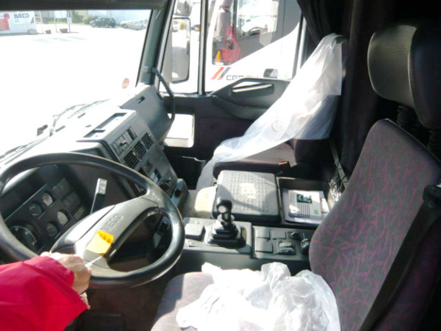 Euro Tech 440ET38 4x2 Euro Tech 440ET38 4x2, Kipphydraulik - Ťahač: obrázok 3 Euro Tech 440ET38 4x2 Euro Tech 440ET38 4x2, Kipphydraulik - Ťahač: obrázok 3