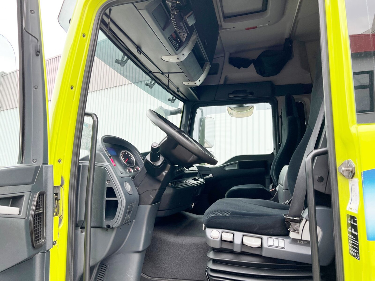 MAN TGL 8.220 4X2 BL TGL 8.220 4X2 BL - Ťahač: obrázok 2 MAN TGL 8.220 4X2 BL TGL 8.220 4X2 BL - Ťahač: obrázok 2