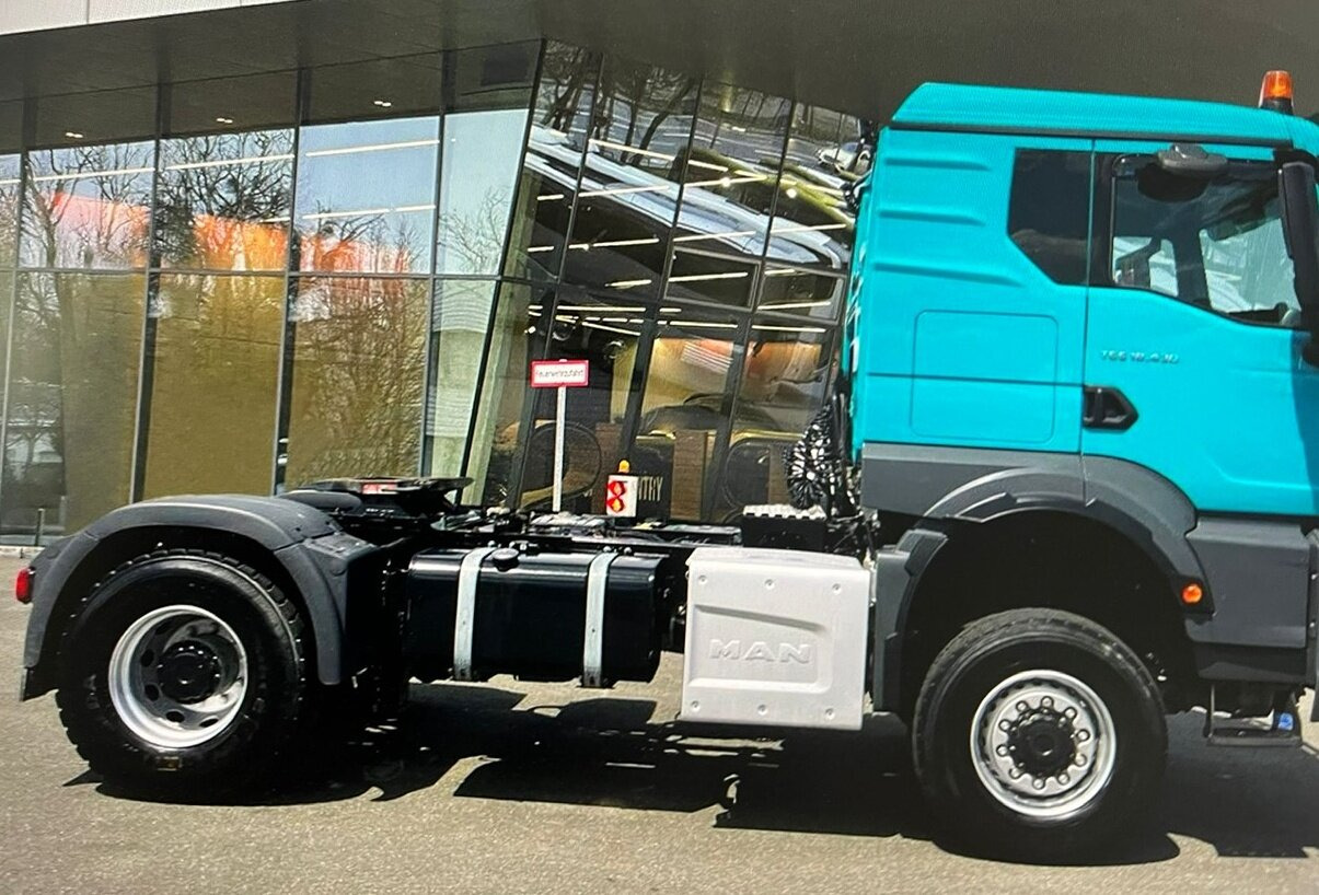 MAN TGS 18.430 4x4 BL SA TGS 18.430 4x4 BL SA, Navi, Hydraulik - Ťahač: obrázok 2 MAN TGS 18.430 4x4 BL SA TGS 18.430 4x4 BL SA, Navi, Hydraulik - Ťahač: obrázok 2