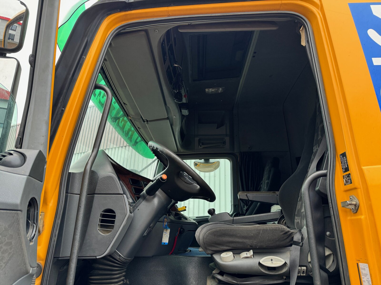 Mercedes-Benz Actros 2654 LS 6x4 Actros 2654 LS 6x4, Retarder, Hydraulik, 100T, V8-Motor - Ťahač: obrázok 3 Mercedes-Benz Actros 2654 LS 6x4 Actros 2654 LS 6x4, Retarder, Hydraulik, 100T, V8-Motor - Ťahač: obrázok 3