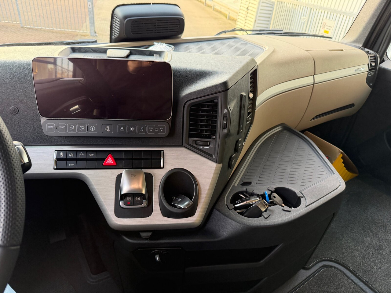 Mercedes-Benz Actros 3363 LS 6x4 Actros 3363 LS 6x4, Retarder, SoloStar, MultimediaCockpit, Navi, LED - Ťahač: obrázok 3 Mercedes-Benz Actros 3363 LS 6x4 Actros 3363 LS 6x4, Retarder, SoloStar, MultimediaCockpit, Navi, LED - Ťahač: obrázok 3