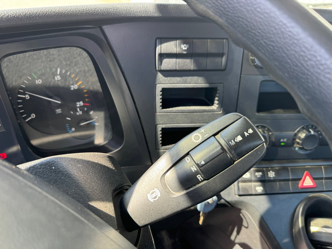 Mercedes-Benz Arocs 3343 S 6x4 Arocs 3343 S 6x4, Full Steel, 3x Vorhanden! - Ťahač: obrázok 3 Mercedes-Benz Arocs 3343 S 6x4 Arocs 3343 S 6x4, Full Steel, 3x Vorhanden! - Ťahač: obrázok 3