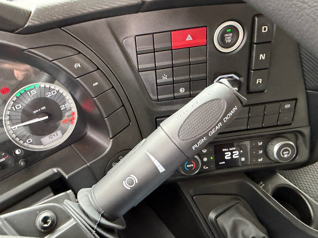 T-Way 360 6x6 T-Way 360 6x6, Nebenantrieb, 3x VORHANDEN! - Ťahač: obrázok 5 T-Way 360 6x6 T-Way 360 6x6, Nebenantrieb, 3x VORHANDEN! - Ťahač: obrázok 5