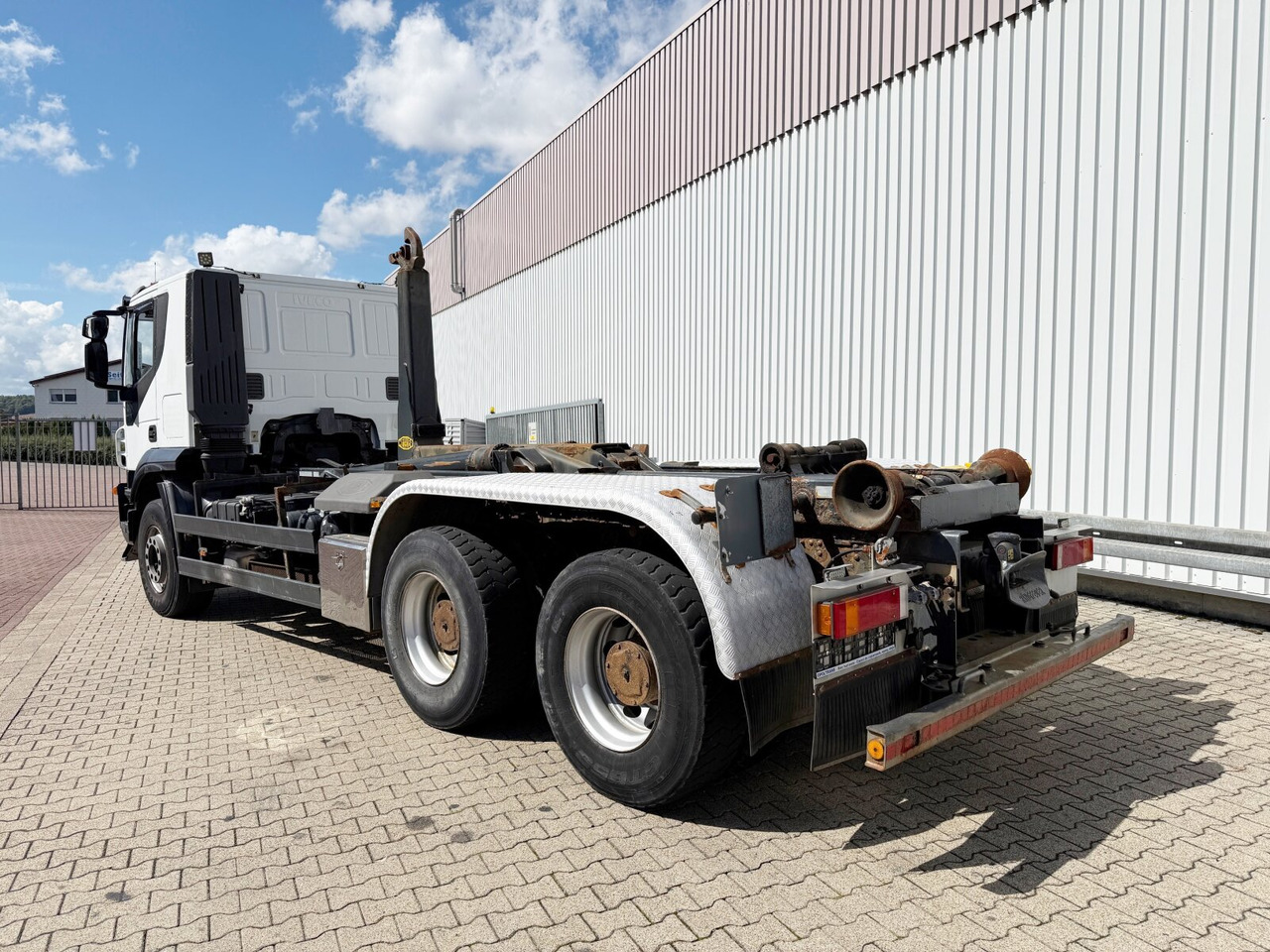 Hákový nosič kontajnerov Trakker AT380T45/P 6x4 Trakker AT380T45/P 6x4, EEV: obrázok 11 Hákový nosič kontajnerov Trakker AT380T45/P 6x4 Trakker AT380T45/P 6x4, EEV: obrázok 11